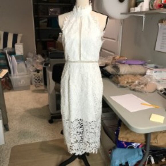 Lulu's White Lace Halter Midi dress Size M/L - Picture 1 of 7